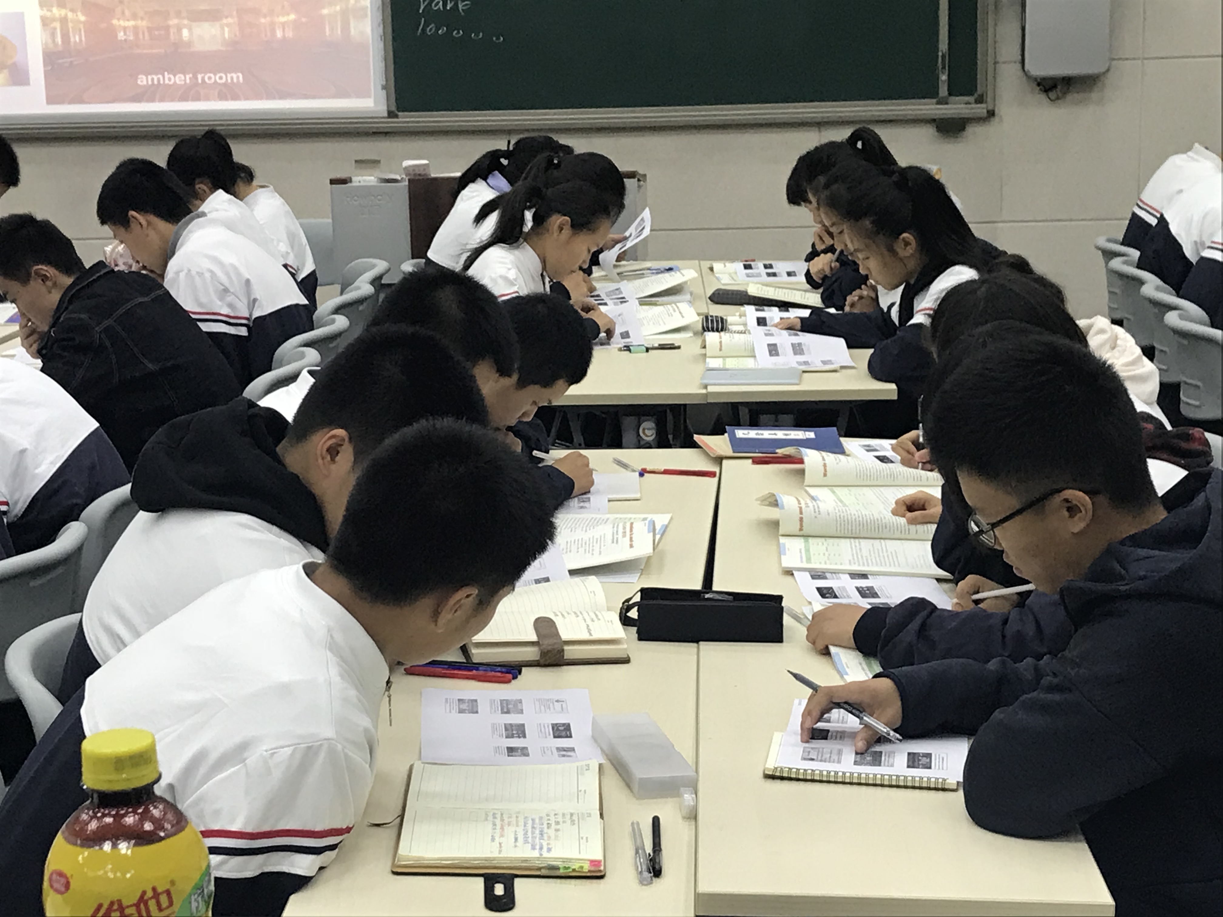 IMG 93441 - 郑州市2018年高中英语骨干教师高级研修班PTS TP1圆满结束